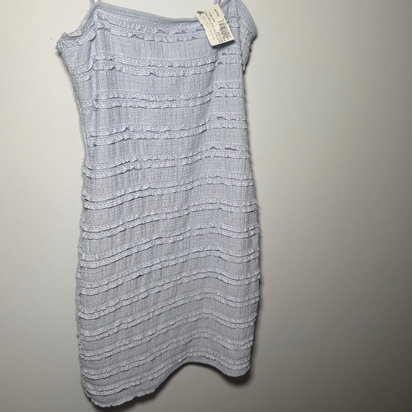 Bush Blush - Picture 2 of 2